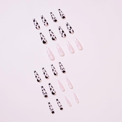 Cream black-and-white color matching PRESS ON NAILS