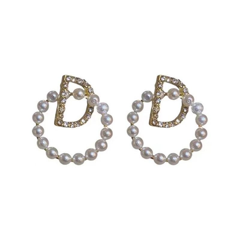 Diamond pearl letter D earrings