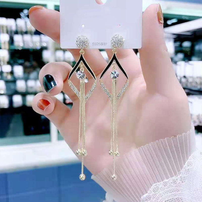 Bowknot geometric tassel long pearl rhinestone earrings