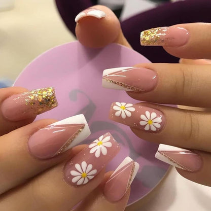 Wear Jiamei PRESS ON NAILS