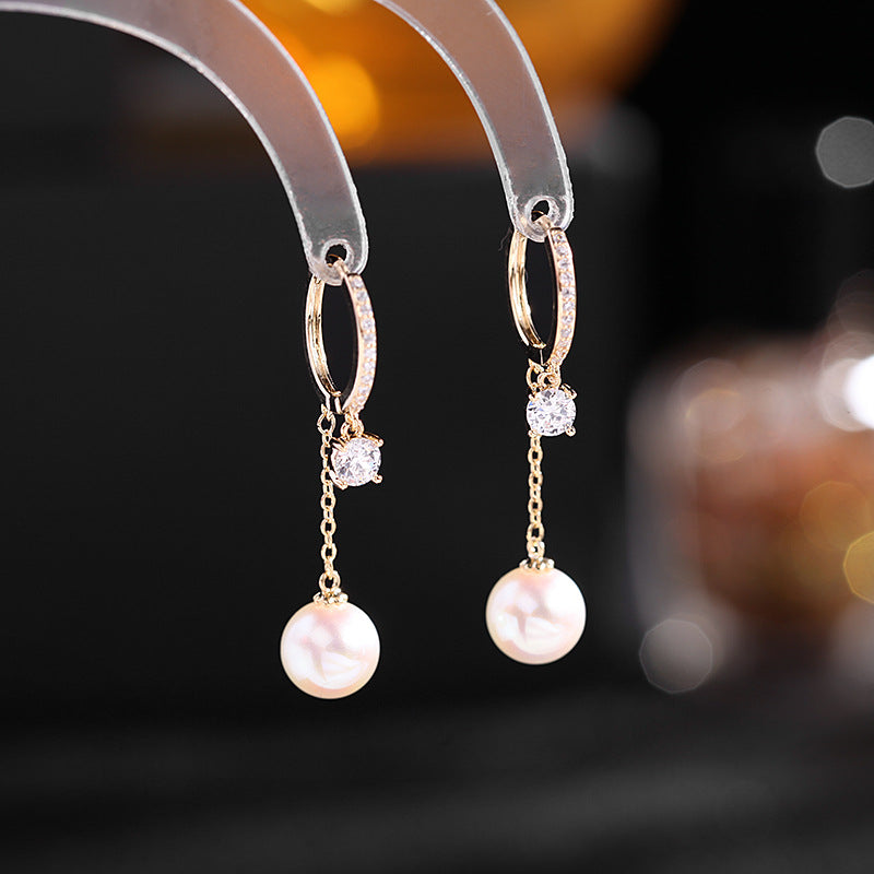 Simple earring pearl