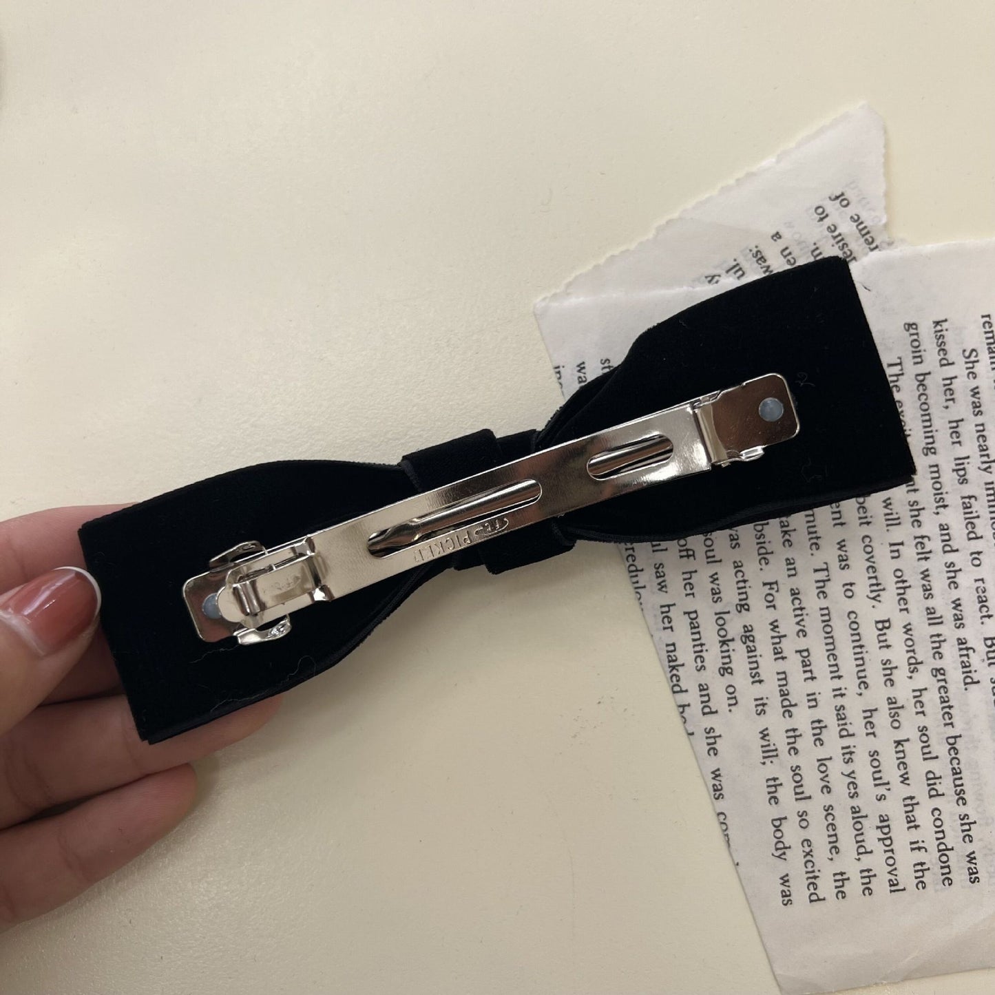 Black Pearl Hair Clips