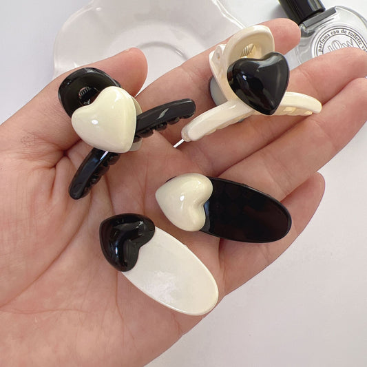 Love Pearl Hair Clips