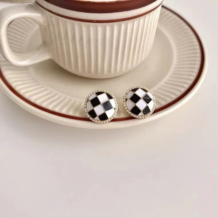 S925 silver pin ins round chessboard pearl zircon earrings