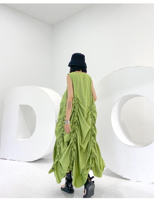 Sleeveless Pleated A-Line Solid Maxi Dress