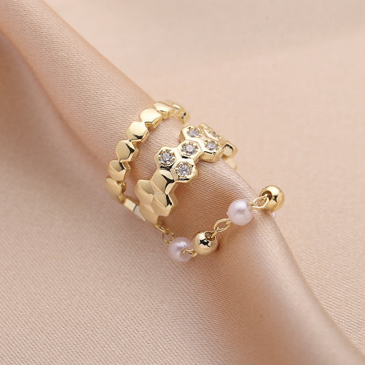 Geometric diamond simple earrings