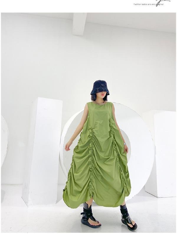 Sleeveless Pleated A-Line Solid Maxi Dress