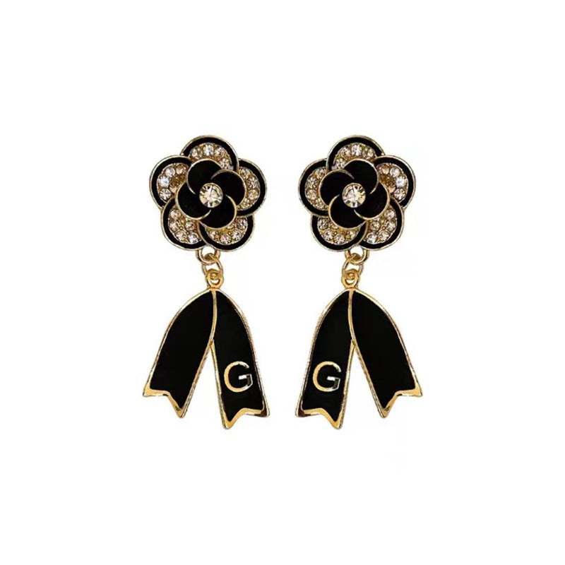 S925 silver pin black diamond-set lettering floral earrings