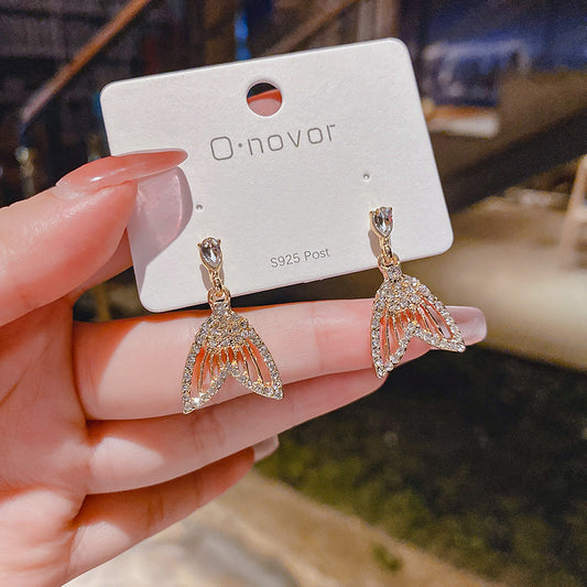 Wholesale human fishtail Earrings