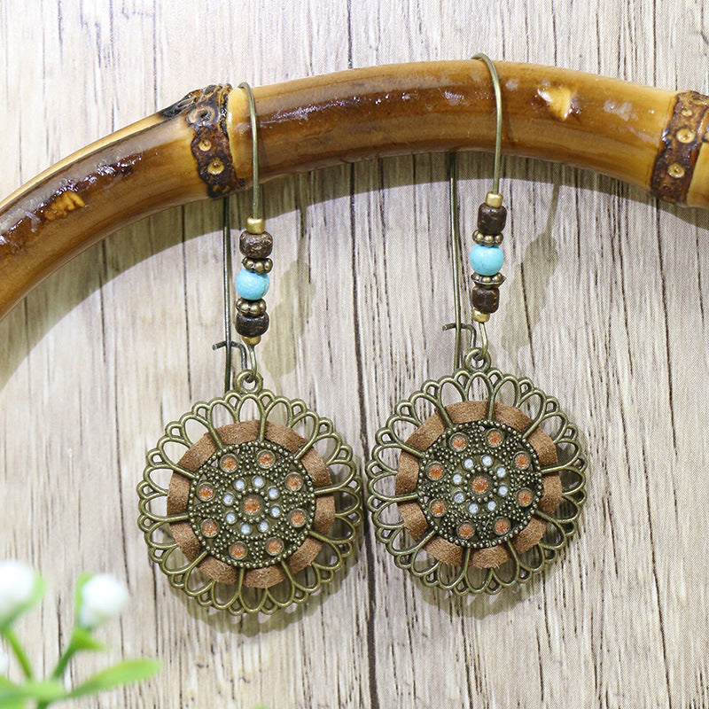 Geometric water drop shell earrings