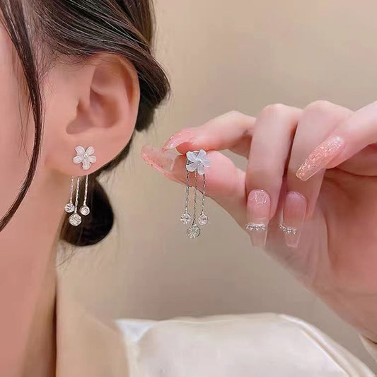 Floral rhinestones fringed earrings