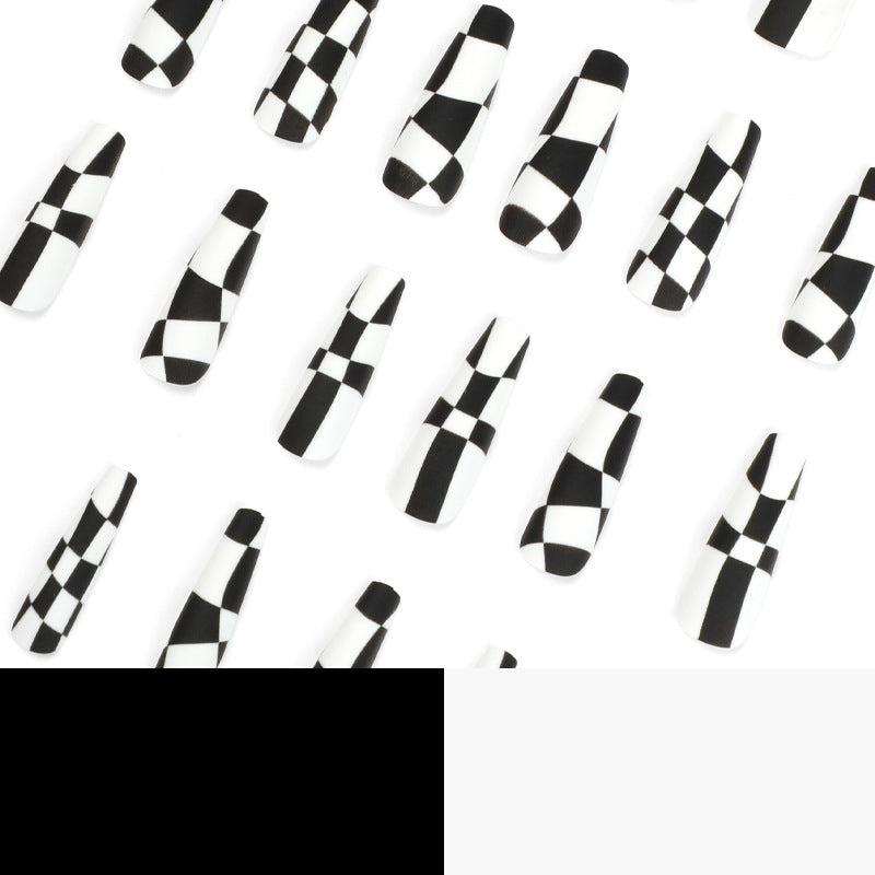 Black and white checkerboard PRESS ON NAILS