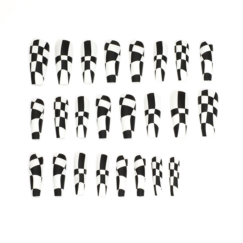 Black and white checkerboard PRESS ON NAILS