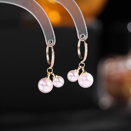 Simple earring pearl