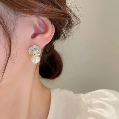 S925 Silver Needle Light Luxury Diamond Pearl Vintage Earrings