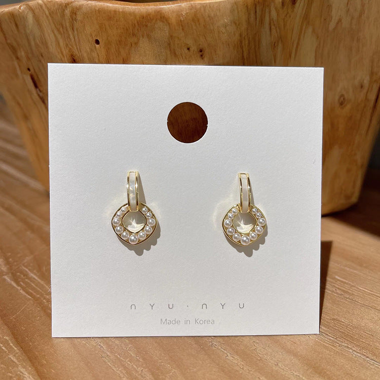 S925 silver needle niche pearl shell hoop earrings