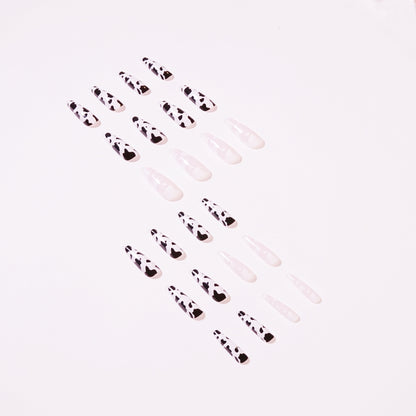 Cream black-and-white color matching PRESS ON NAILS