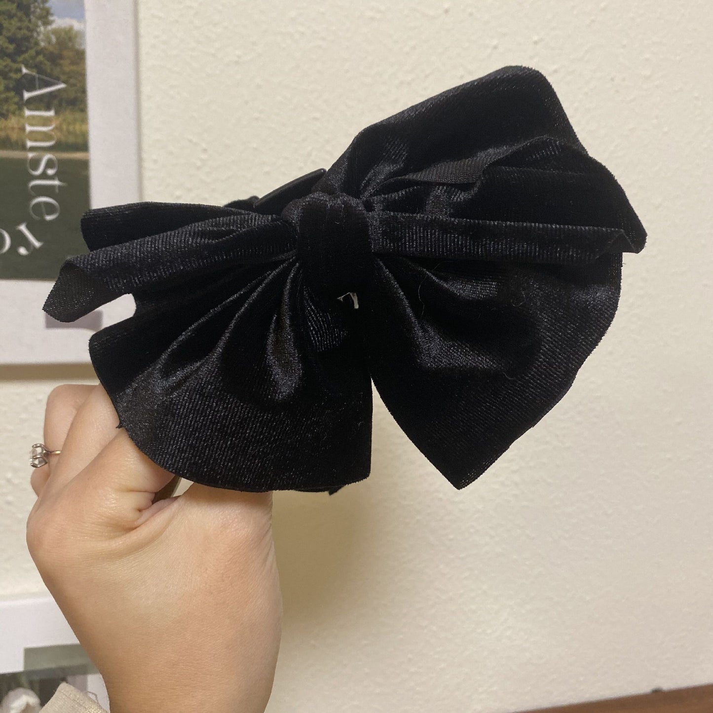 Black velvet bow Hair Clips