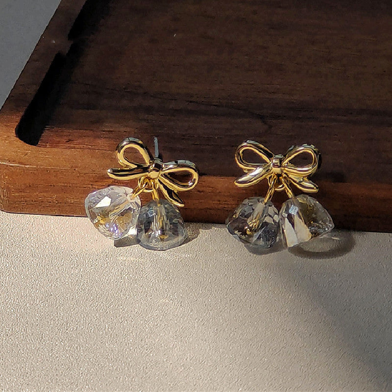 WHOLESALE retro clear bow sweet temperament earrings