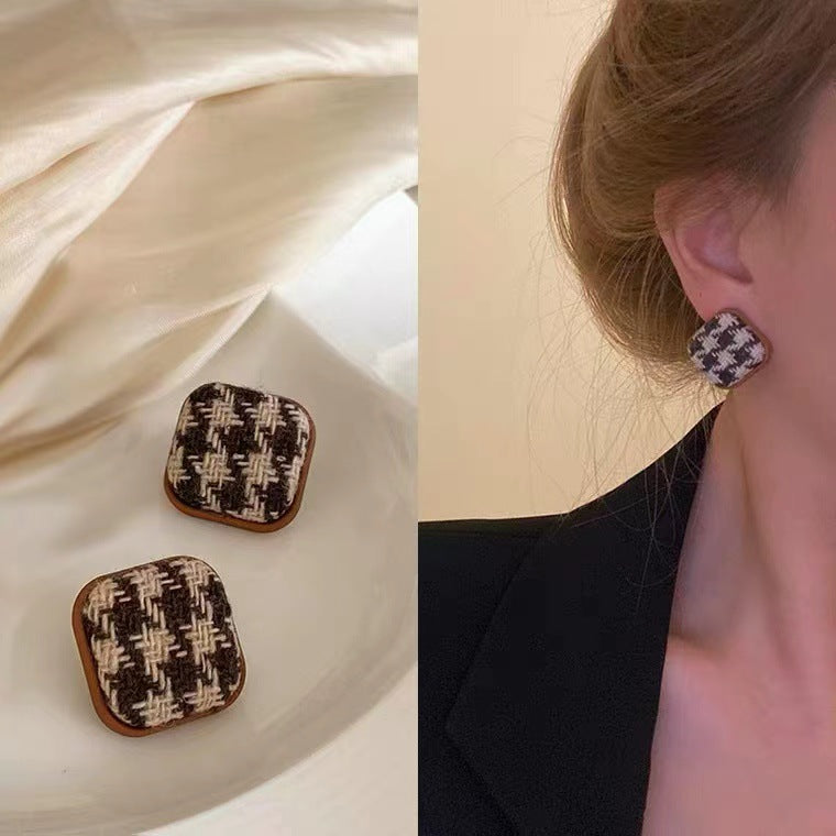 S925 silver needle square houndstooth earrings
