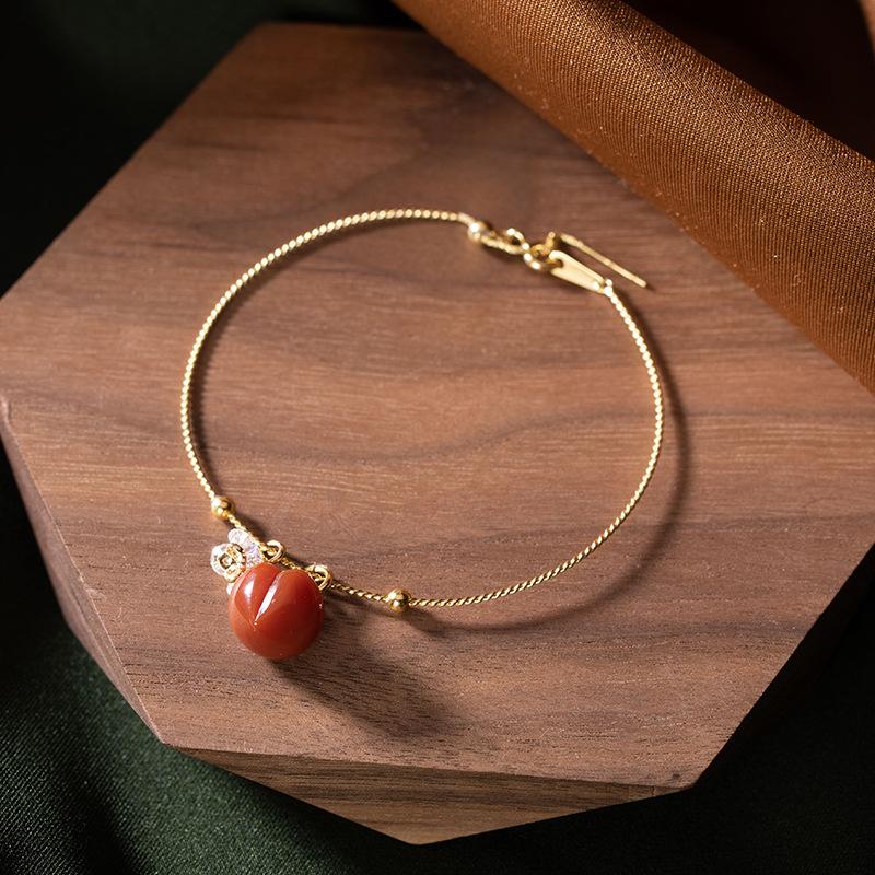 Personality Southern Red Agate Elegant Ladies Bracelet