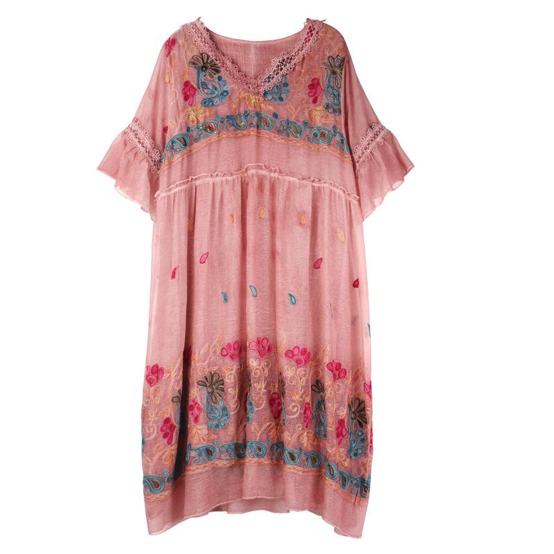 Plus Size Floral Embroidery Flare Sleeve Dress
