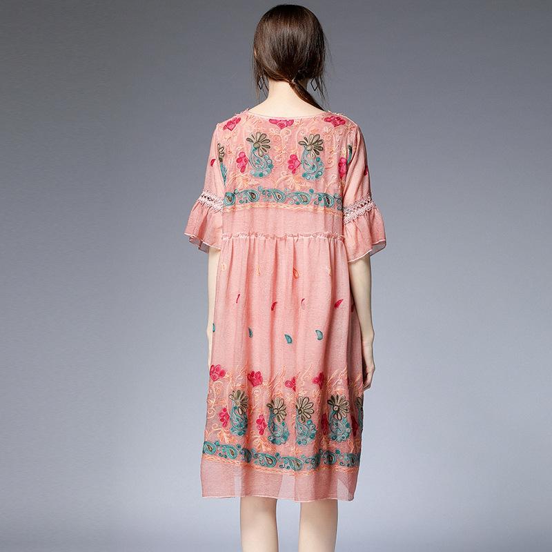 Plus Size Floral Embroidery Flare Sleeve Dress
