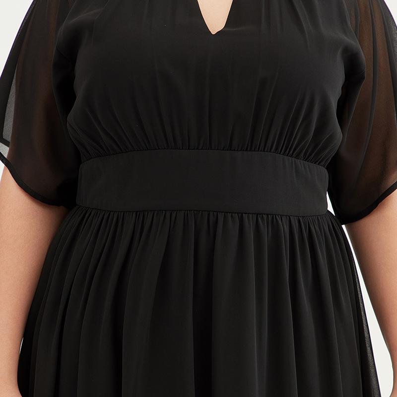 Plus Size Pure Color Chiffon Pleated Dress
