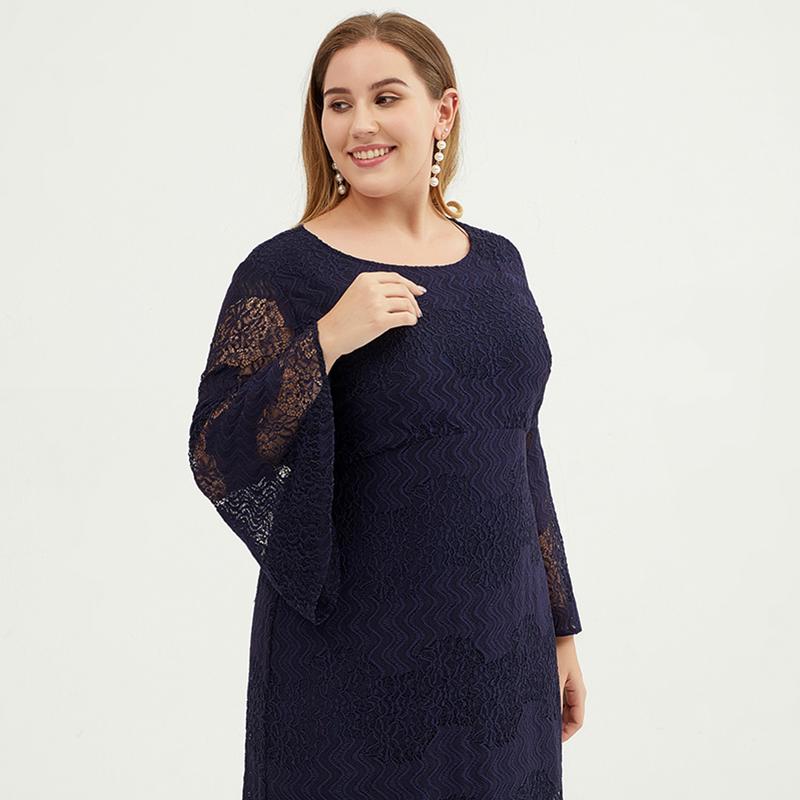 Plus Size Women Bell Sleeve Lace Sheath Dress