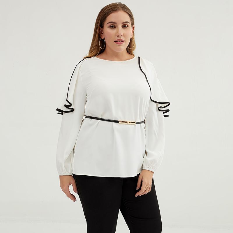 Plus Size Women Hollowed-out Lace Shoulder Top