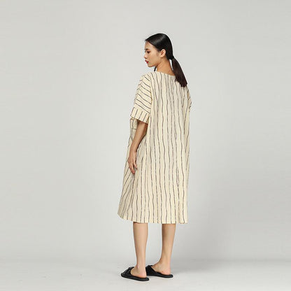 Retro Round Neck Stripe Loose Pocket Dress