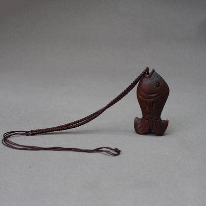 Retro Style Wood Fish Pendant Necklace