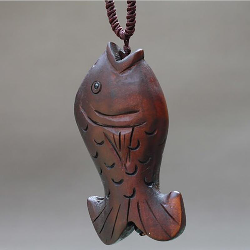 Retro Style Wood Fish Pendant Necklace