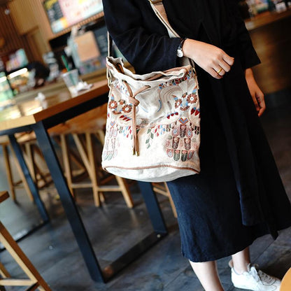Simple Retro Embroidery Canvas Shoulder Bag