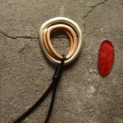 Simple Versatile Multilayer Irregular Geometric Circle Necklace