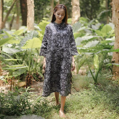 Retro Stand Collar Printed Women Black Dress