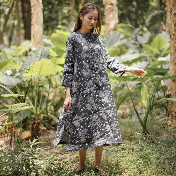 Retro Stand Collar Printed Women Black Dress