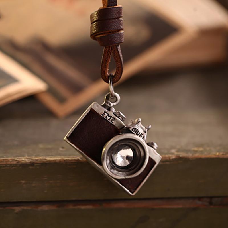 Trendy Cowhide Rope Alloy Camera Pendant Necklace