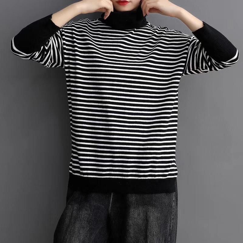 Turtleneck Spliced Stripe Casual Knit Shirt