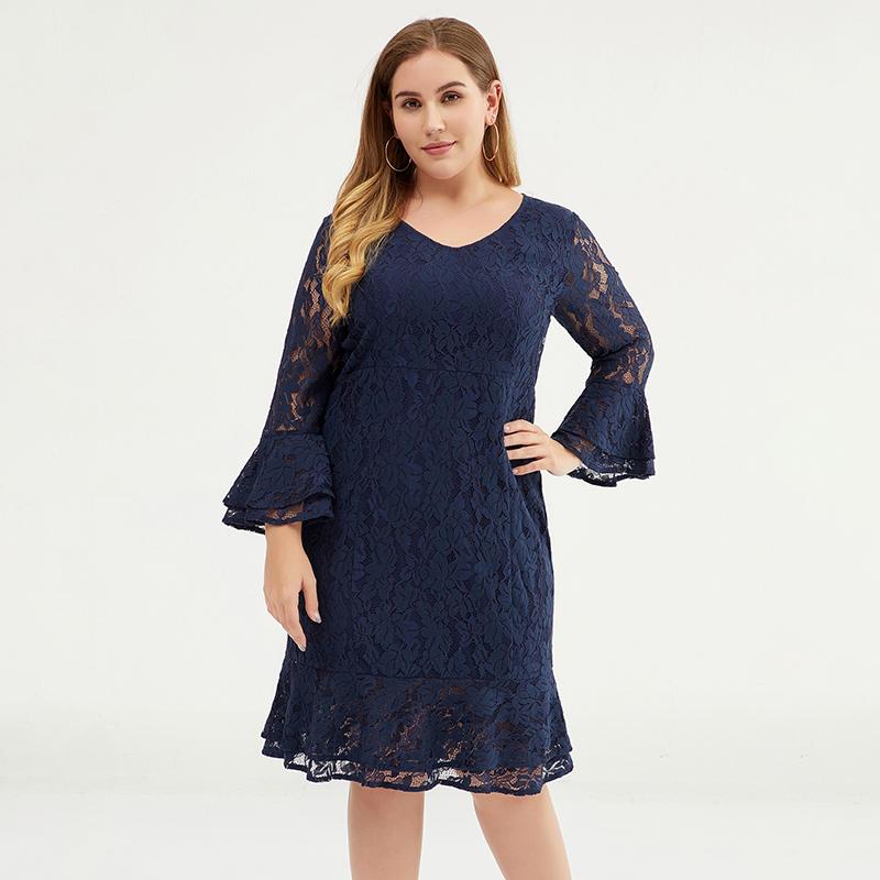 Women Elegant Lace Mini Dress With Bell Sleeve