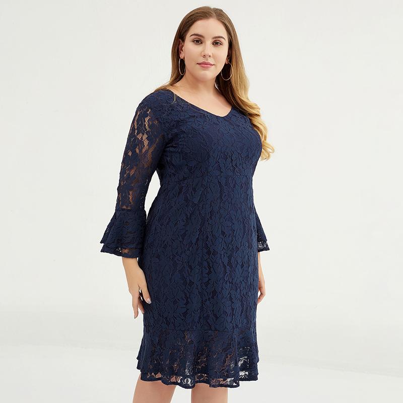 Women Elegant Lace Mini Dress With Bell Sleeve