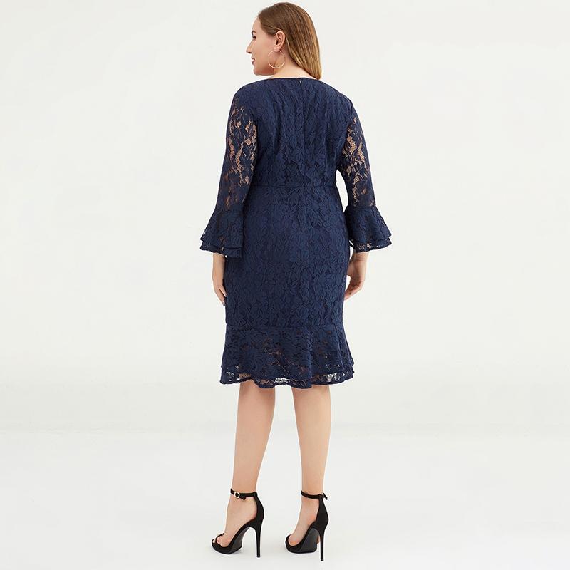 Women Elegant Lace Mini Dress With Bell Sleeve