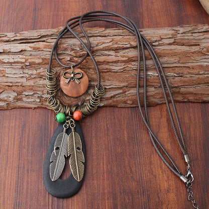 Women Vintage Fashion Feather Pendant Necklace