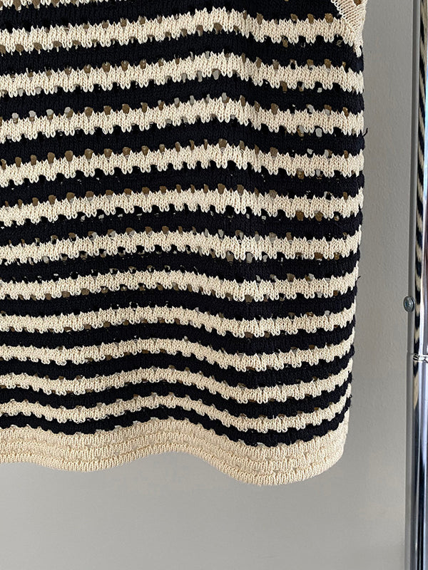 Simple Black White Contrast Color Knitting Vest Top