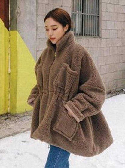 WARM LACE-UP BUTTON OUTWEAR