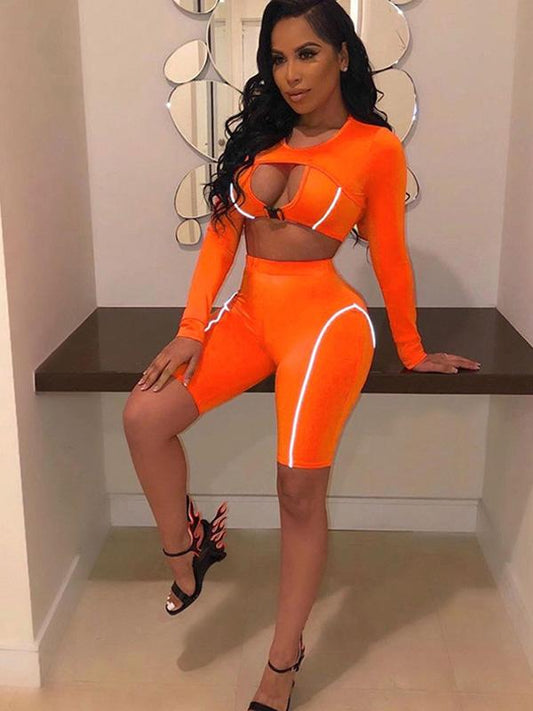 Hollow Cropped Buckle Tees And Shorts Suits