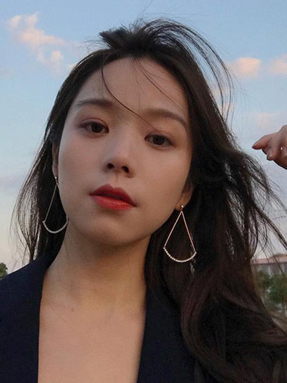Simple Hollow Geometry Eardrop