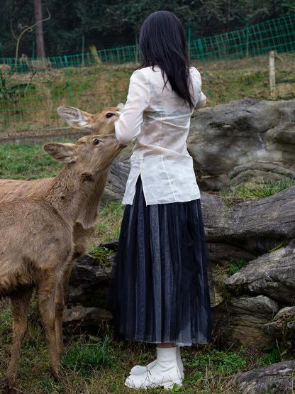 Simple Black Two Ways To Wear Gauze Skirt