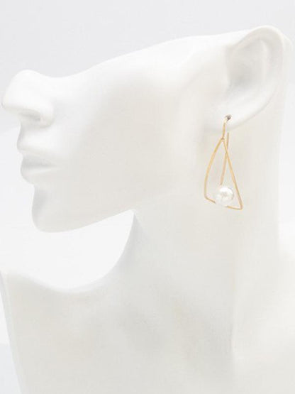 New Succinct Asymmetric Pearl Eardrop