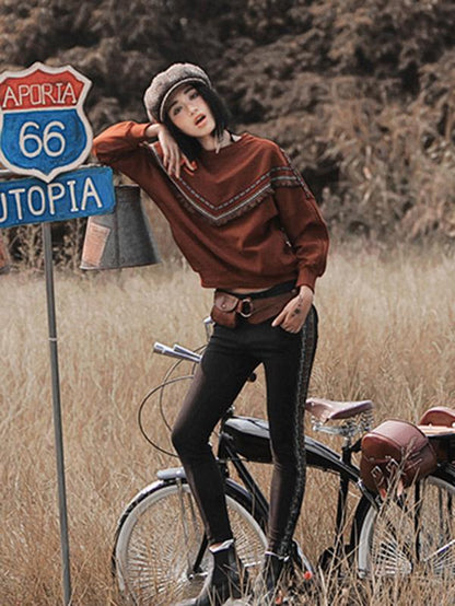 Loose Tasseled Embroidered Sweatshirt
